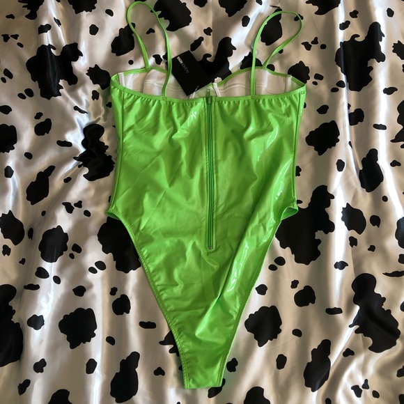 Neon green faux leather bodysuit - Picture 3 of 4